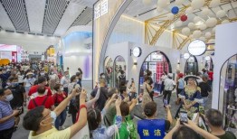 国产精品馆,匠心独运，传承与创新并重的文化瑰宝之旅