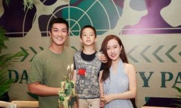 国产夫妻自拍在线,私密生活瞬间，揭秘家庭情感世界